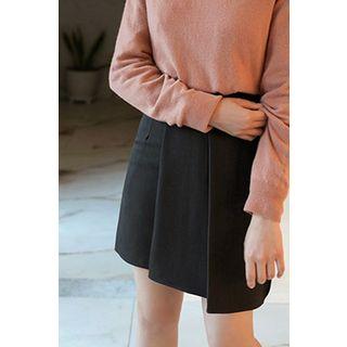 Diagonal-hem Box-pleat Mini Skirt