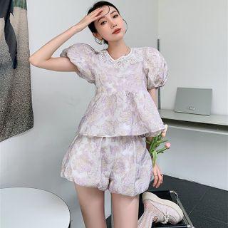 Short-sleeve Floral Lace Blouse / Shorts