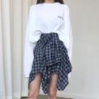 Lettering Long Sleeve T-shirt / Plaid Asymmetric A-line Skirt