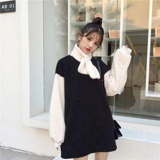 Fleece-lined Color-block Long Top