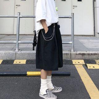 Plain Wide-leg Shorts With Chain