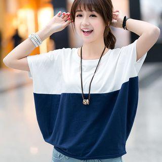 Batwing-sleeve Two-tone T-shirt