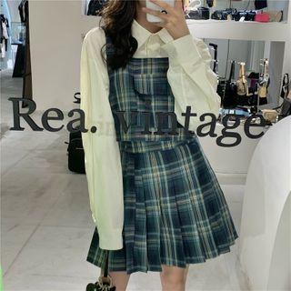 Plaid Loose-fit Blazer / Crop Blazer / Sleeveless Top / Pleated Skirt