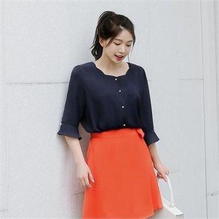 Collarless Faux-pearl Button Blouse