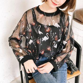 Set: Print Long-sleeve Chiffon Top + Spaghetti Strap Top
