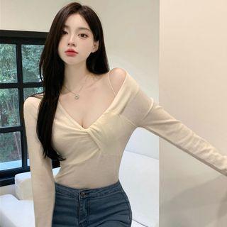 Long-sleeve Off-shoulder V-neck Knit Top