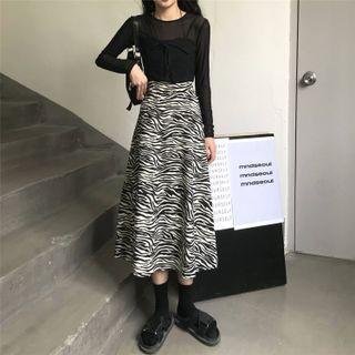 Long-sleeve Top / Print A-line Skirt