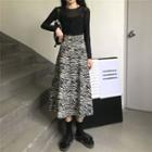 Long-sleeve Top / Print A-line Skirt