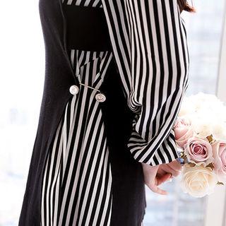 Set: Sleeveless Knit Top + Striped Dress