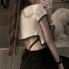 Short-sleeve Contrast Trim Open-back Crop Knit Top