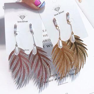 Faux Pearl Metal Feather Dangle Earring