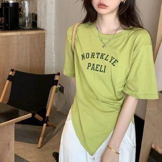 Short-sleeve Asymmetrical Lettering Shirred T-shirt