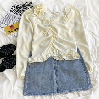 Long-sleeve Plain Square-neck Ruffle Trim Top