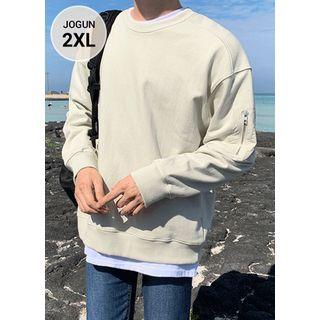 Seam-trim Zip-pocket Sweatshirt