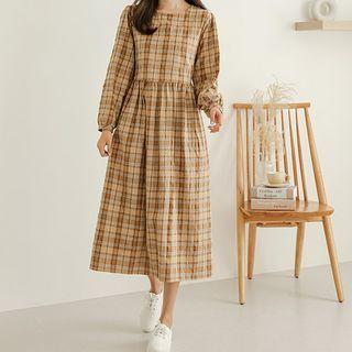 Round-neck Tie-waist Long Plaid Dress
