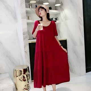 U-neck Short-sleeve Midi T-shirt Dress