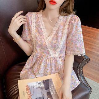 Short-sleeve Lace Trim Floral Chiffon Blouse