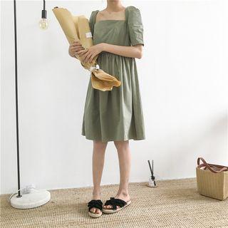 Short-sleeve Square-neck Shirred Dress