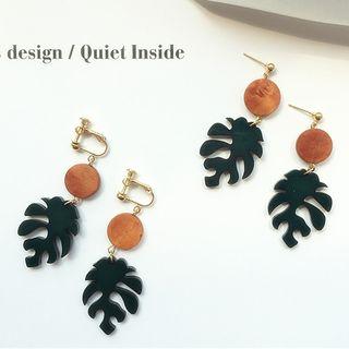 Disc & Leaf Dangle Earring