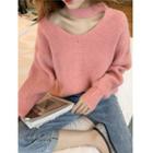 Cutout Loose-fit Sweater