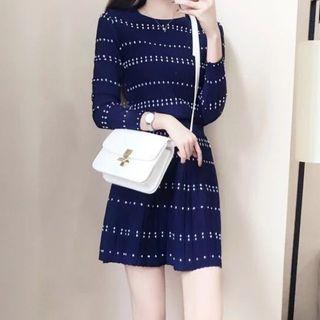 Set: Patterned Knit Top + Mini A-line Skirt