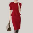 Set: Short-sleeve Ruffle Trim Sheath Dress