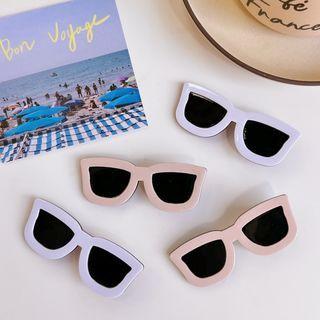 Sunglass Hair Clip