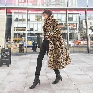 Lapelled Leopard Faux-fur Coat