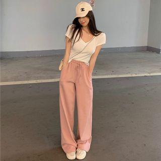 Short-sleeve T-shirt / Wide-leg Sweatpants