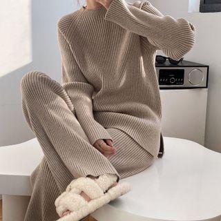 Set: Long Sleeve Ribbed Knit Top + Wide-leg Pants