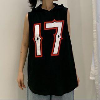 Sleeveless Numbering Hoodie