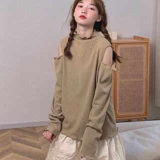 Cold-shoulder Lettuce Edge T-shirt