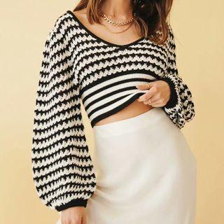 Patterned Cropped Sweater Black & White - One Size