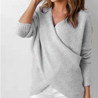 V-neck Wrapped Knit Top