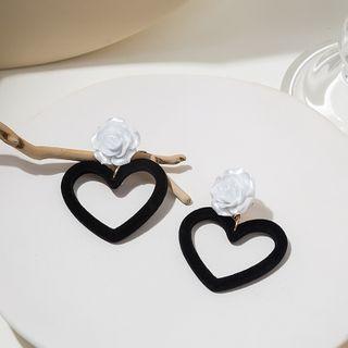 Floral Heart Drop Earring E2120-2 - 1 Pair - Black & White - One Size
