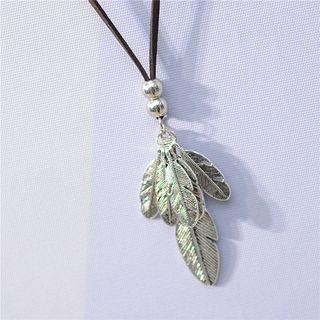 Feather Necklace Silver - One Size