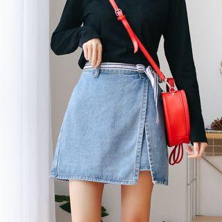 Flap Washed Denim Skirt
