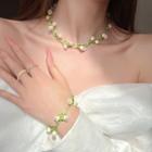 Faux Pearl Floral Necklace / Bracelet / Set