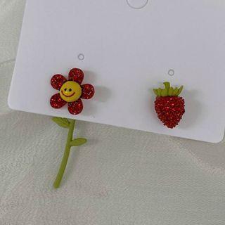 Flower Earring 1 Pair - Non-matching - As Shown In Figure - One Size