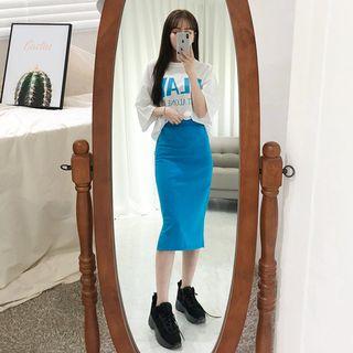 Set: Round-neck Letter Print T-shirt + Band-waist Slit-side Skirt