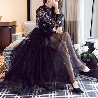 Long-sleeve Sequined Star Lace Midi Dress