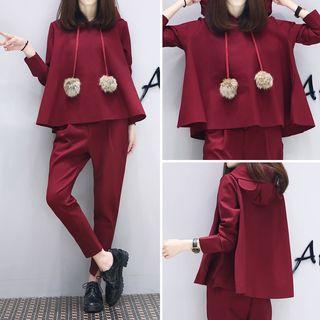 Set: Long-sleeve Hooded Pompom Top + Pants