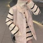 Turtle-neck Long-sleeve Sweater / Fleece Single-breasted Vest