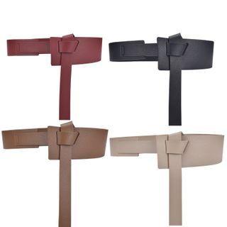 Asymmetrical Wide Belt