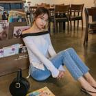 Contrast Off-shoulder Asymmetric Top