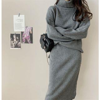 Set: Turtle-neck Knit Top + Band-waist Knit Skirt