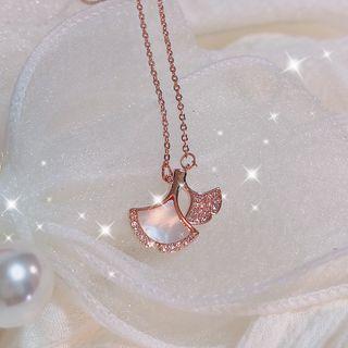 Alloy Shell Leaf Pendant Necklace
