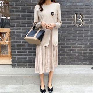 Inset Slit-front Knit Top Pleated Skirt