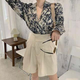 Print Shirt / Wide-leg Dress Shorts