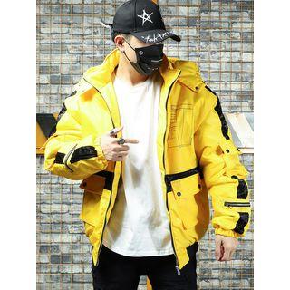 Pocket Detail Hooded Padded Jacket